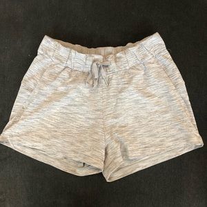 Lululemon on the fly shorts